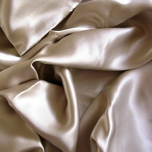 17-Feeling-Pampered-100-Mulberry-Silk-Charmeuse-Sheet-Set-1